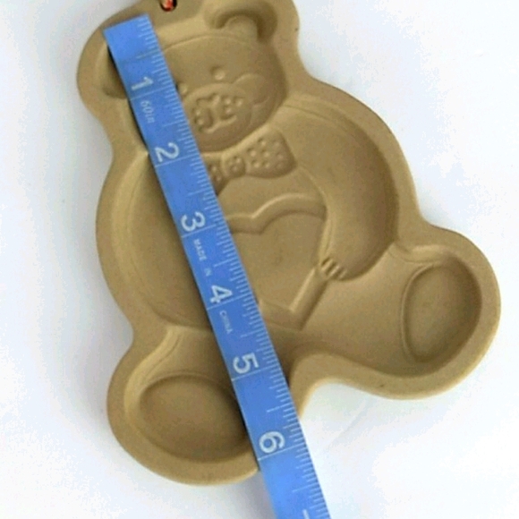 Pampered Chef Bear Cookie Mold - Picture 5 of 6